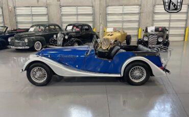 Morgan-Plus-4-1964-Blue-Black-22722-3