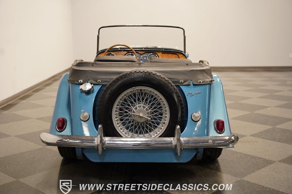 Morgan-Plus-4-Cabriolet-1967-Blue-Black-69646-9