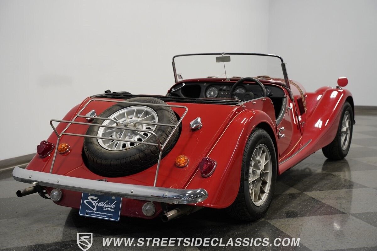 Morgan-Plus-8-Cabriolet-1970-Red-Black-127909-10