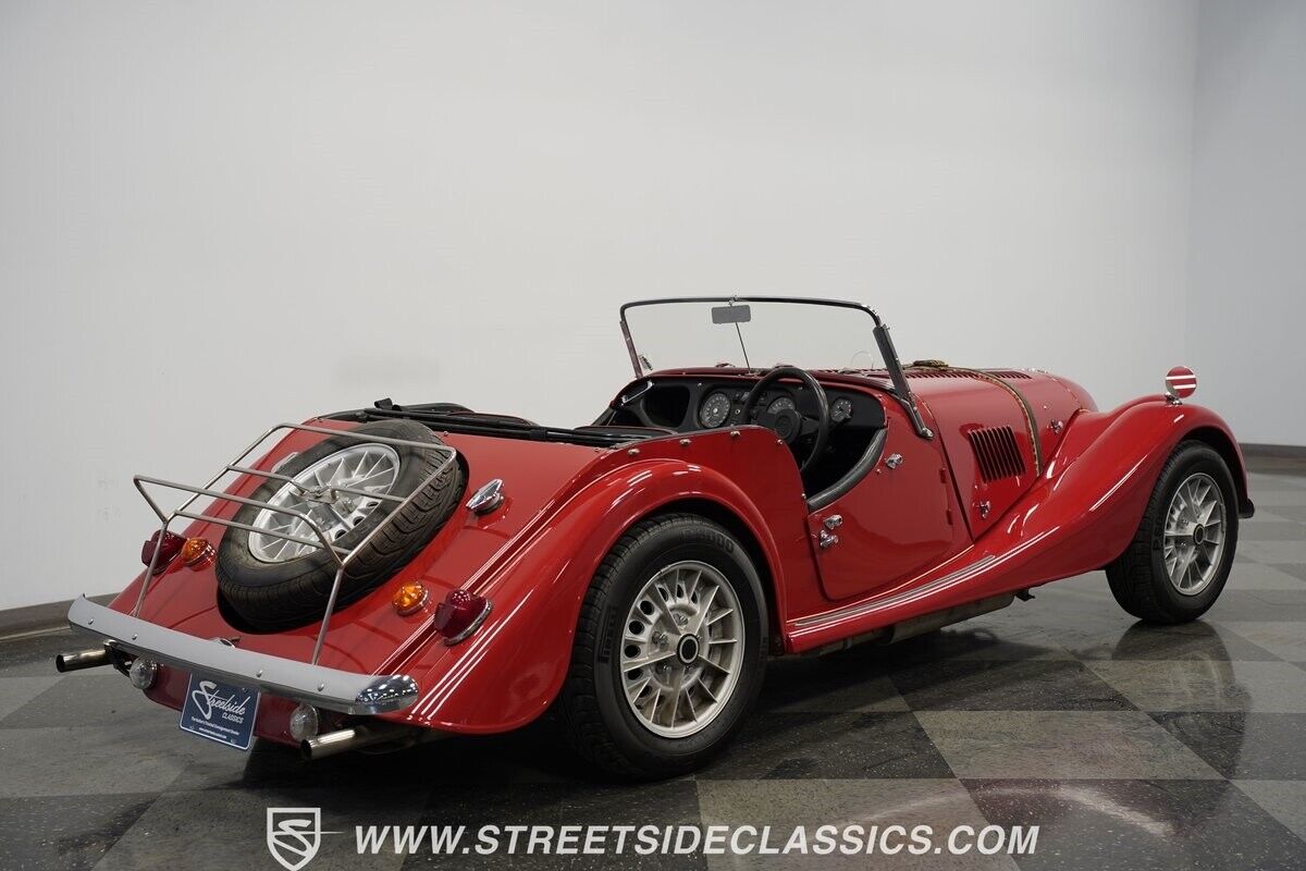 Morgan-Plus-8-Cabriolet-1970-Red-Black-127909-11