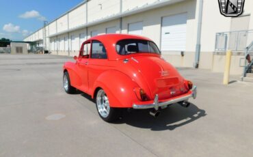 Morris-Minor-Coupe-1959-Red-Charcoal-2084-9