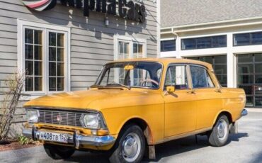 Moskvitch-408E-Berline-1974-Yellow-Red-21501-2