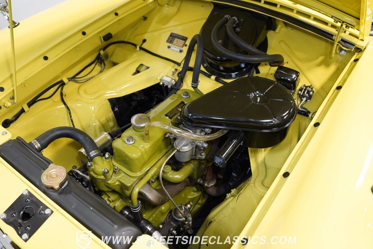 Nash-Metropolitan-Coupe-1956-Yellow-White-8-3