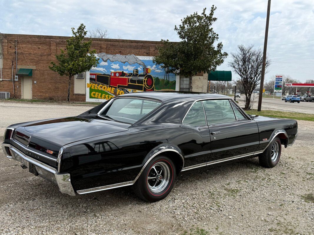 Oldsmobile-442-1967-Black-Black-0-2