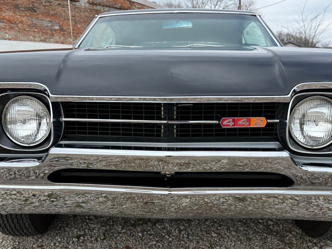 Oldsmobile-442-1967-Black-Black-0-33