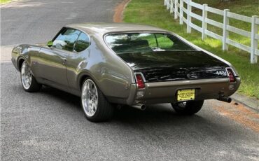 Oldsmobile-442-1969-Gray-Black-2-7