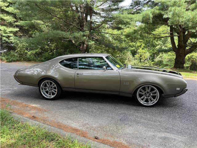 Oldsmobile-442-1969-Gray-Black-2-9