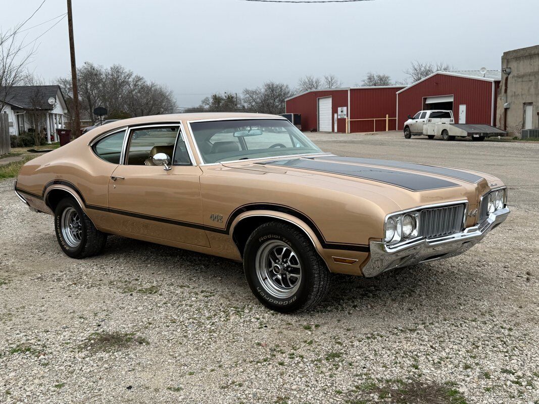 Oldsmobile-442-1970-Copper-Gold-0-1