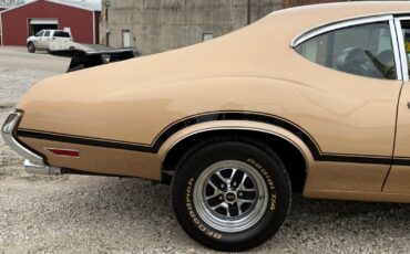 Oldsmobile-442-1970-Copper-Gold-0-39