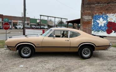 Oldsmobile-442-1970-Copper-Gold-0-5