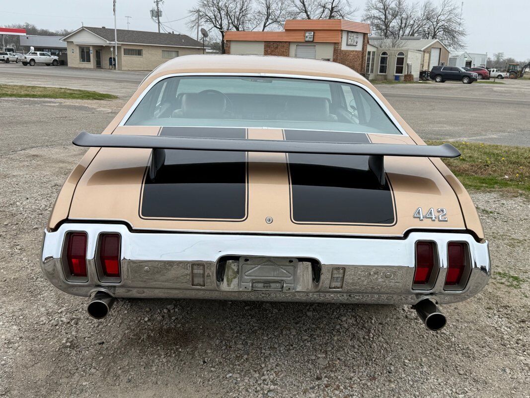 Oldsmobile-442-1970-Copper-Gold-0-7