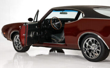 Oldsmobile-442-Cabriolet-1968-Burgundy-Black-0-7