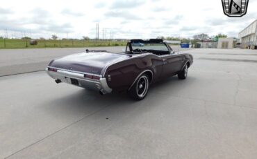 Oldsmobile-442-Cabriolet-1968-Maroon-Black-6951-7