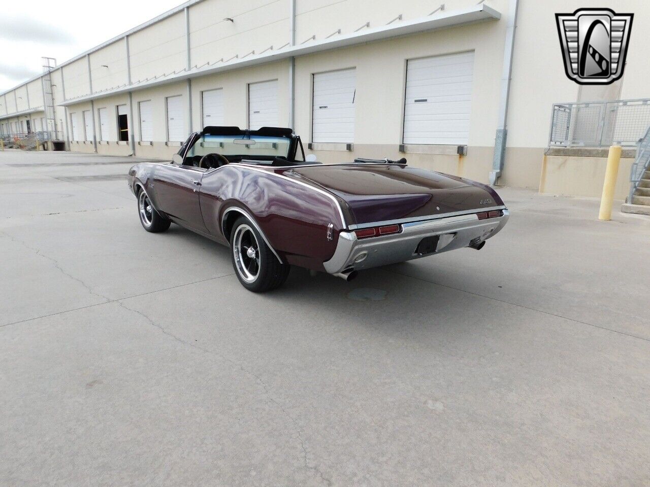 Oldsmobile-442-Cabriolet-1968-Maroon-Black-6951-9