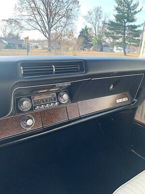 Oldsmobile-442-Cabriolet-1969-Burgundy-White-3046-7