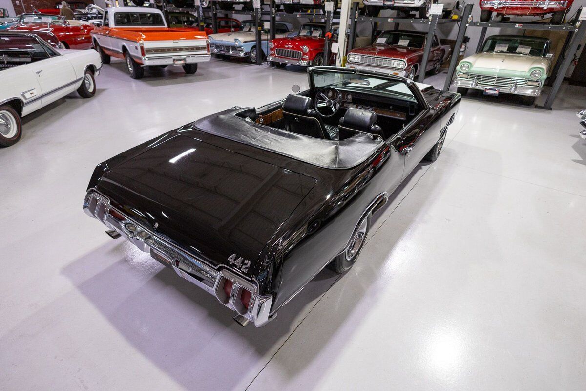 Oldsmobile-442-Cabriolet-1970-Black-Black-83692-8