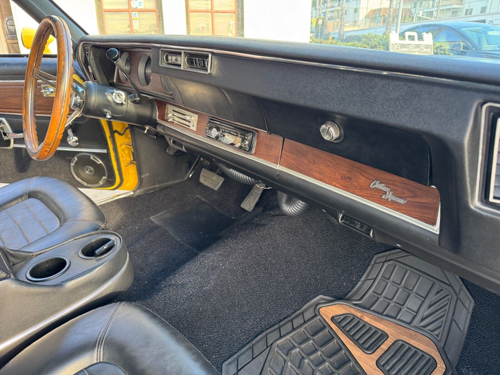 Oldsmobile-442-Cabriolet-1972-Yellow-Black-102993-14