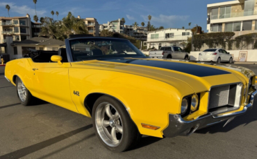 Oldsmobile-442-Cabriolet-1972-Yellow-Black-102993-2