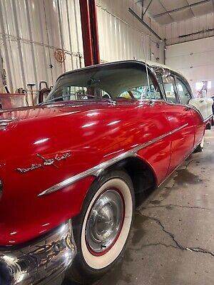 Oldsmobile-98-Berline-1957-Red-102193-2