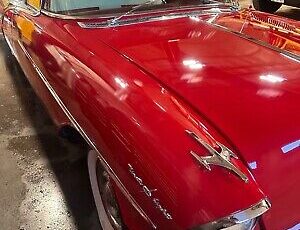 Oldsmobile-98-Berline-1957-Red-102193-4