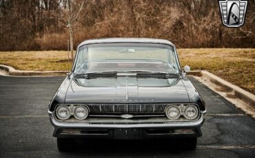 Oldsmobile-98-Holiday-Coupe-1961-Black-Red-126931-9