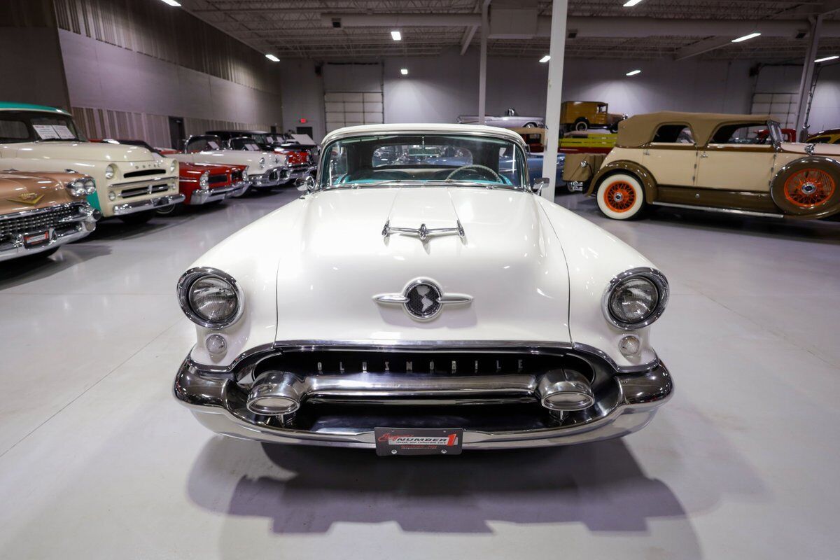 Oldsmobile-98-Starfire-Convertible-Cabriolet-1955-White-Ivory-and-Turquoise-12085-29