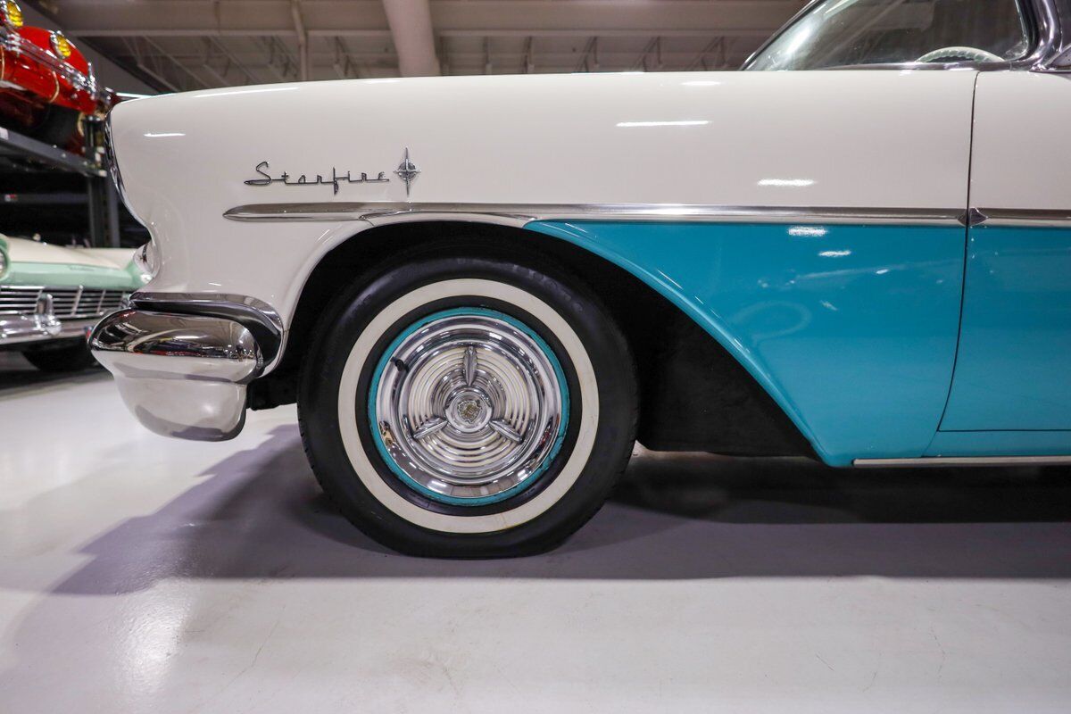 Oldsmobile-98-Starfire-Convertible-Cabriolet-1955-White-Ivory-and-Turquoise-12085-37