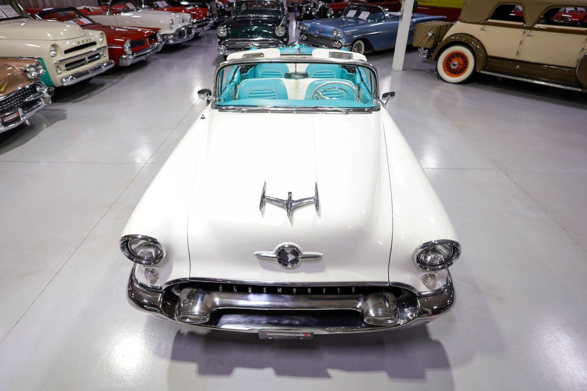 Oldsmobile-98-Starfire-Convertible-Cabriolet-1955-White-Ivory-and-Turquoise-12085-5