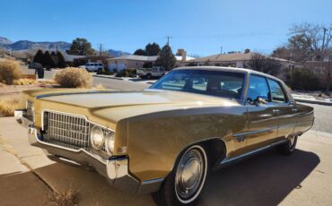 Oldsmobile-98-luxury-sedan-1969-yellow-180317