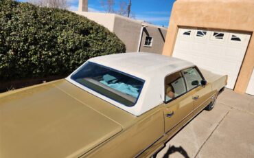 Oldsmobile-98-luxury-sedan-1969-yellow-180317-4