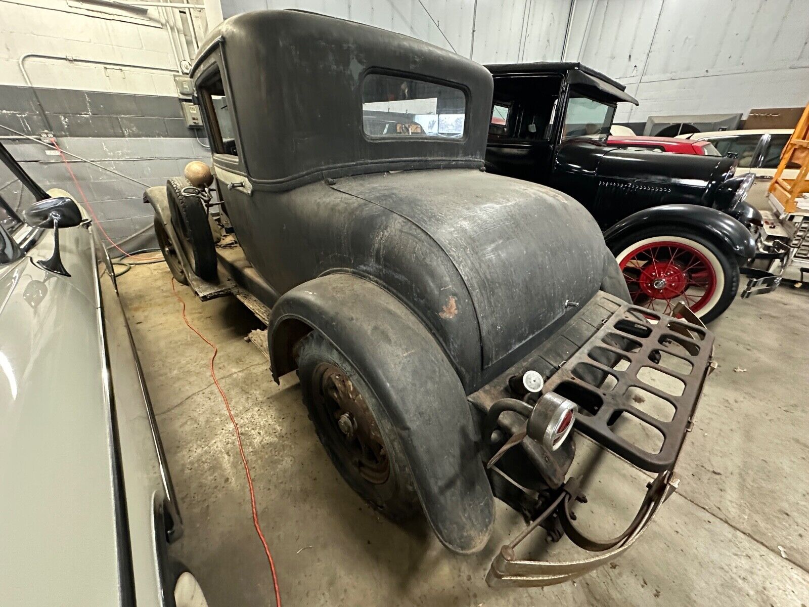 Oldsmobile-Coupe-Coupe-1929-Black-99999-3