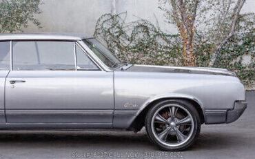 Oldsmobile-Cutlass-1965-Gray-Other-Color-0-9