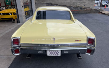 Oldsmobile-Cutlass-1967-Yellow-White-71624-6