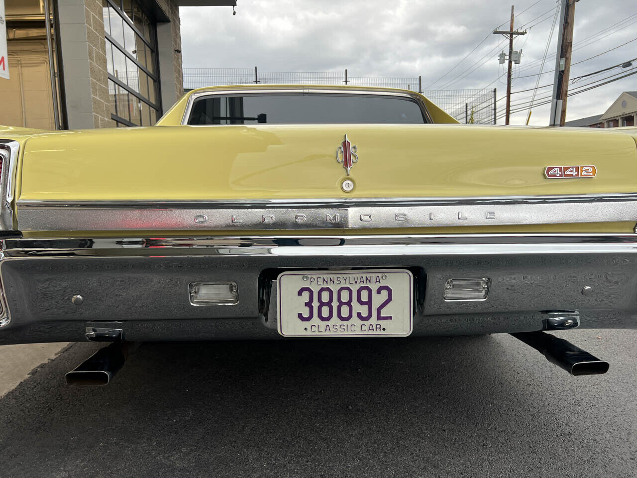 Oldsmobile-Cutlass-1967-Yellow-White-71624-9