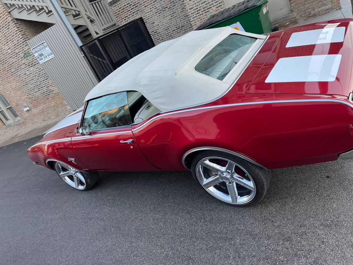 Oldsmobile-Cutlass-1969-red-73225-22