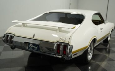 Oldsmobile-Cutlass-1970-White-Gold-18038-9