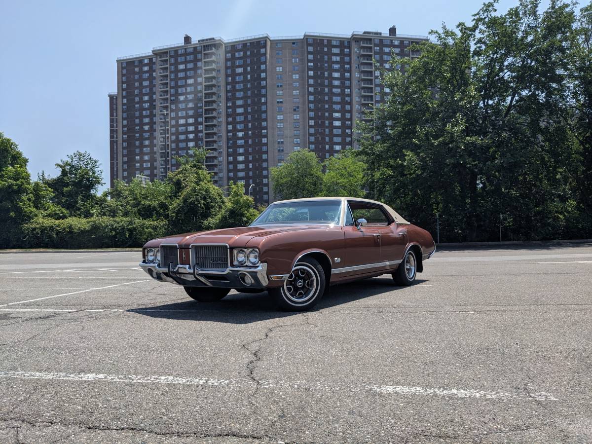 Oldsmobile-Cutlass-1971-62764-1