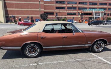 Oldsmobile-Cutlass-1971-62764-19