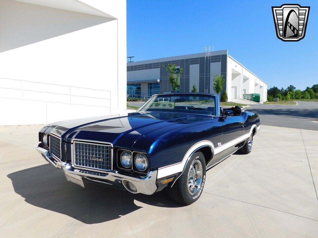 Oldsmobile-Cutlass-1972-Blue-Black-62103-4