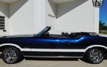 Oldsmobile-Cutlass-1972-Blue-Black-62103-6