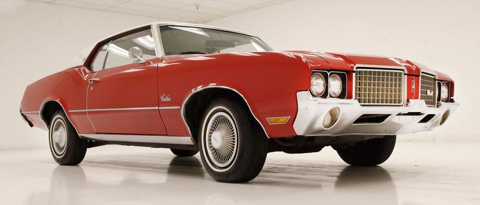 Oldsmobile-Cutlass-1972-Red-White-126284-5