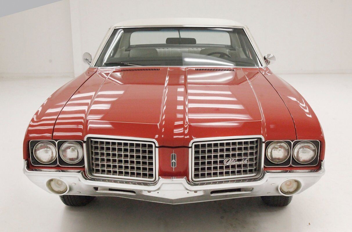 Oldsmobile-Cutlass-1972-Red-White-126284-6