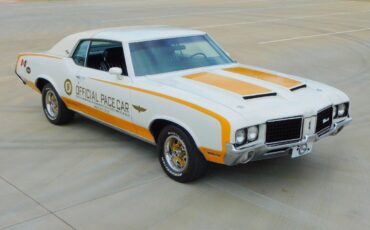 Oldsmobile-Cutlass-1972-White-Black-23504-9