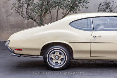 Oldsmobile-Cutlass-1972-White-Other-Color-0-10