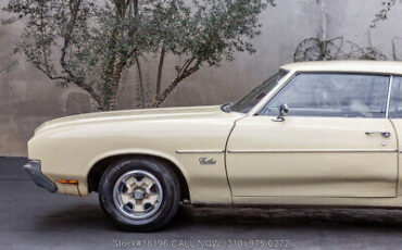 Oldsmobile-Cutlass-1972-White-Other-Color-0-11