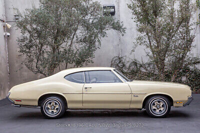 Oldsmobile-Cutlass-1972-White-Other-Color-0-3