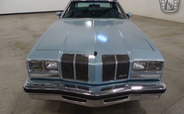 Oldsmobile-Cutlass-1976-Blue-Blue-56544-2