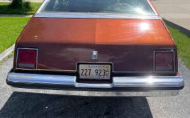 Oldsmobile-Cutlass-1978-brown-93342-5