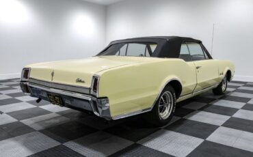 Oldsmobile-Cutlass-Cabriolet-1967-Yellow-Black-55040-10