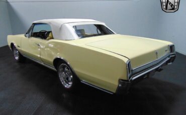 Oldsmobile-Cutlass-Cabriolet-1967-Yellow-Yellow-80635-5